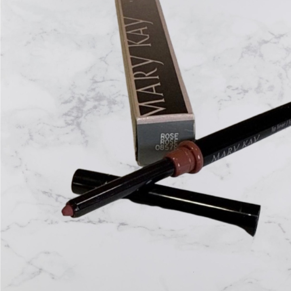Mary Kay Twist Up Lip Liner Rose Full Size 0.01 oz. New In Box Discontinued Rare